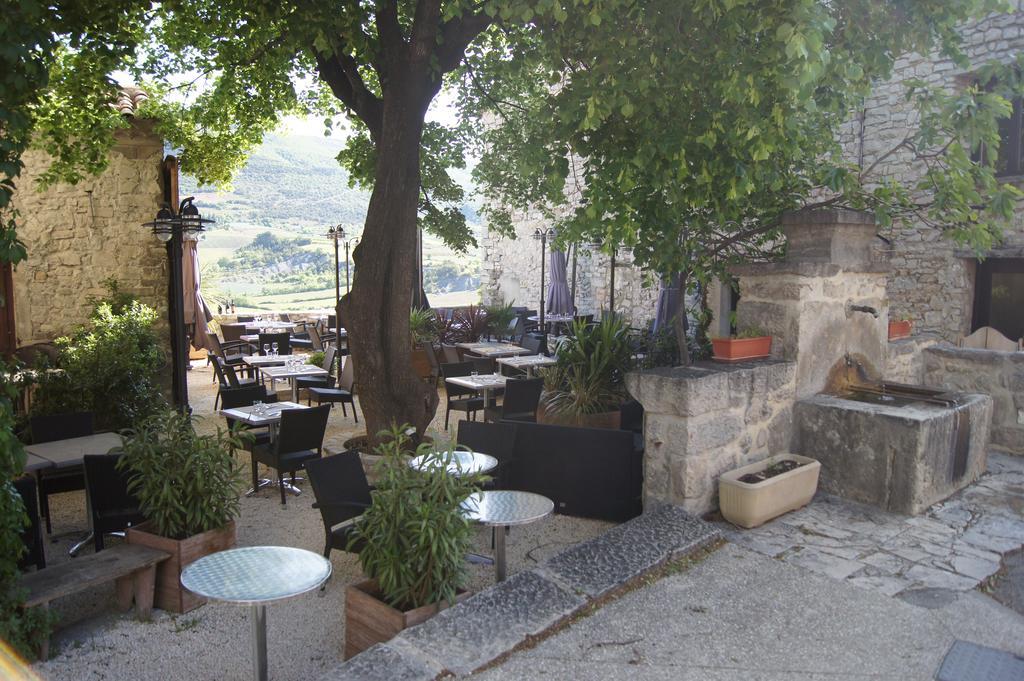 La Claveliere Hotel Saint-Auban-sur-lʼOuvèze Buitenkant foto